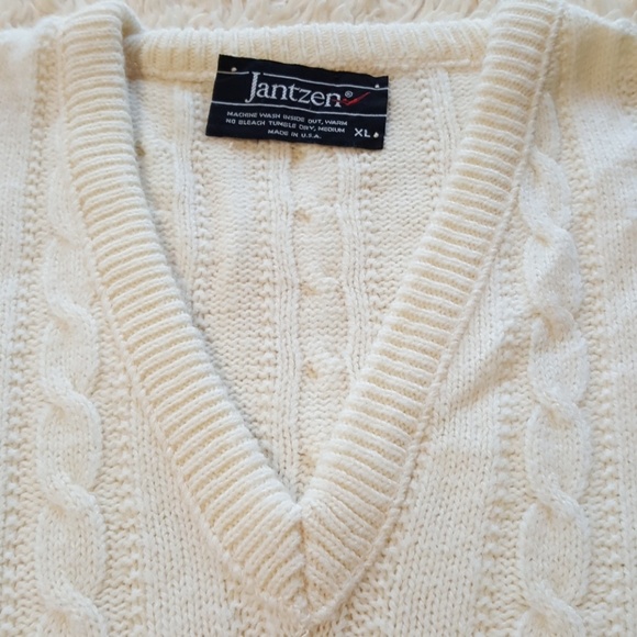 Men's Off White Jantzen V-Neck Sweater. Sz XL. - Picture 2 of 7